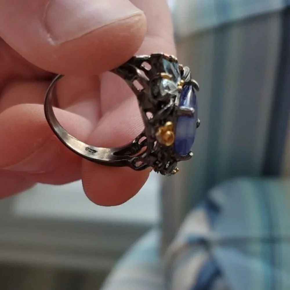 BEAUTIFUL BLUE LAPIS RING SIZE 9